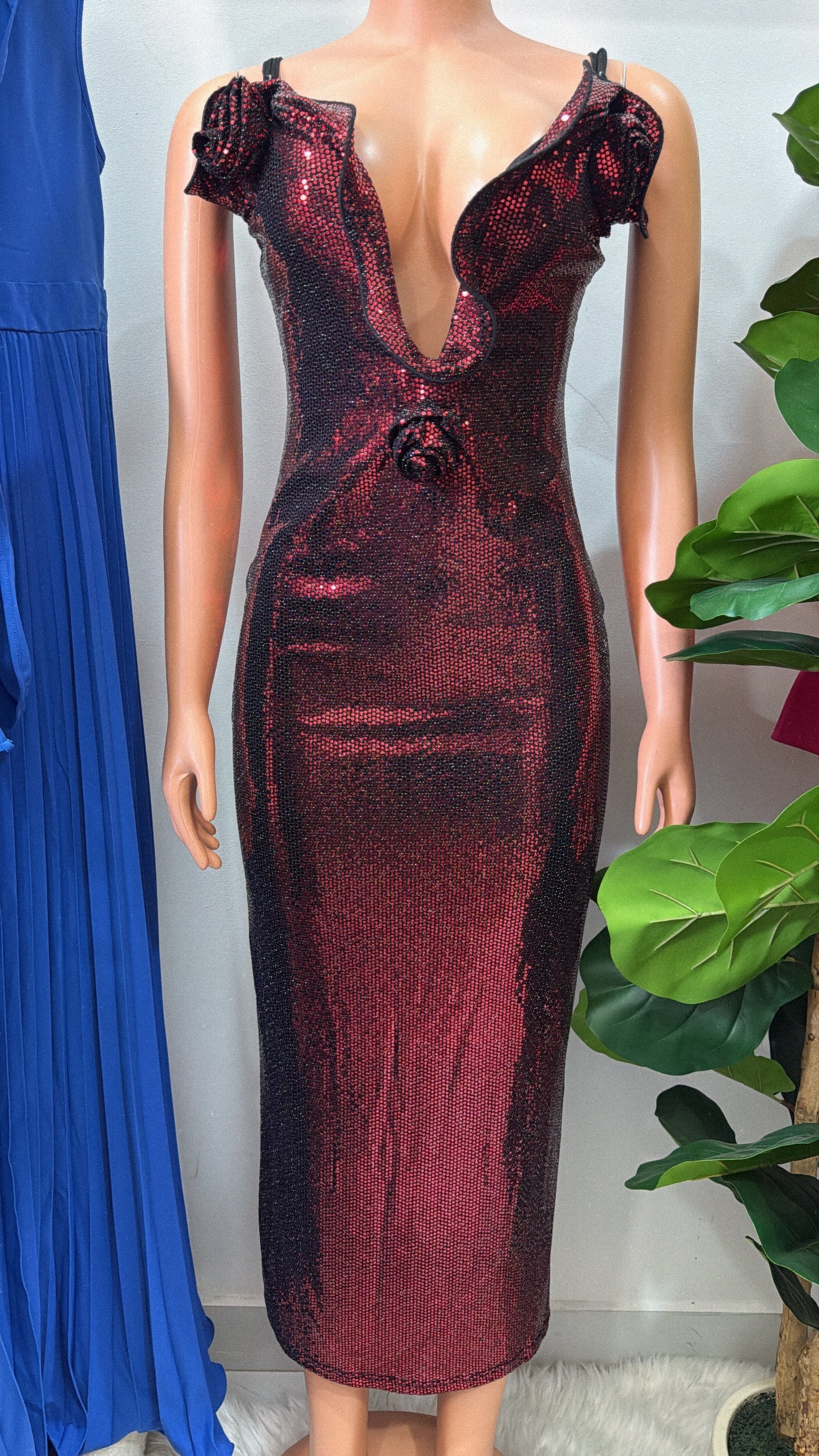 Vestido largo lentejuelas flores 3D - vista lateral