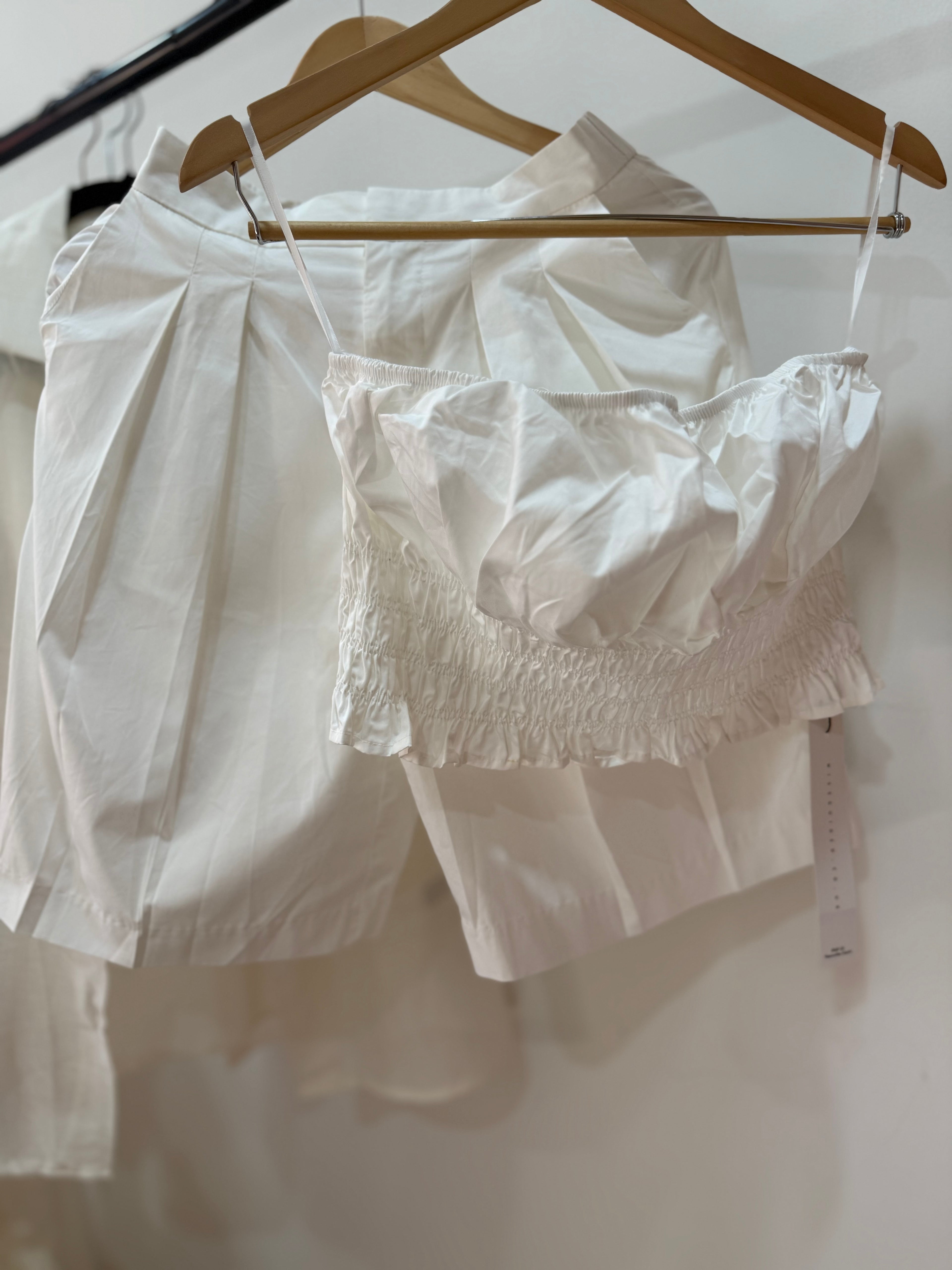 MISSGUIDED Conjunto a juego con Top fruncido y Bermudas tailored