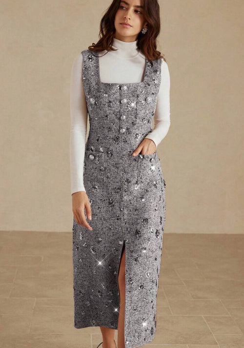 BELROSIE Vestido Tweed Gris con Lentejuelas y Botones Metálicos – Sin Mangas Elegante