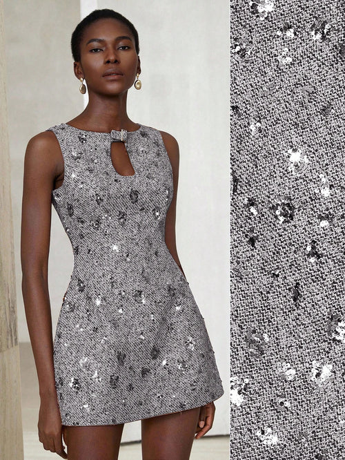 Aveloria Modichic Vestido Mini Tweed Gris con Lentejuelas 3D – Estilo Vintage Elegante