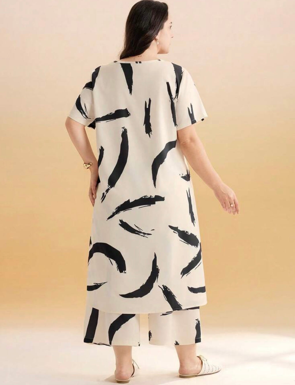 Momelise Conjunto Informal de Top Manga Corta con Estampado de Pinceladas y Pantalón de Pierna Ancha – Talla Grande