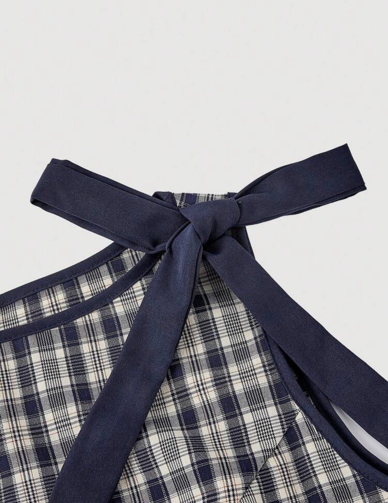 SHEIN MOD Vestido Ajustado con Corbata de Moño a Cuadros Blanco y Negro