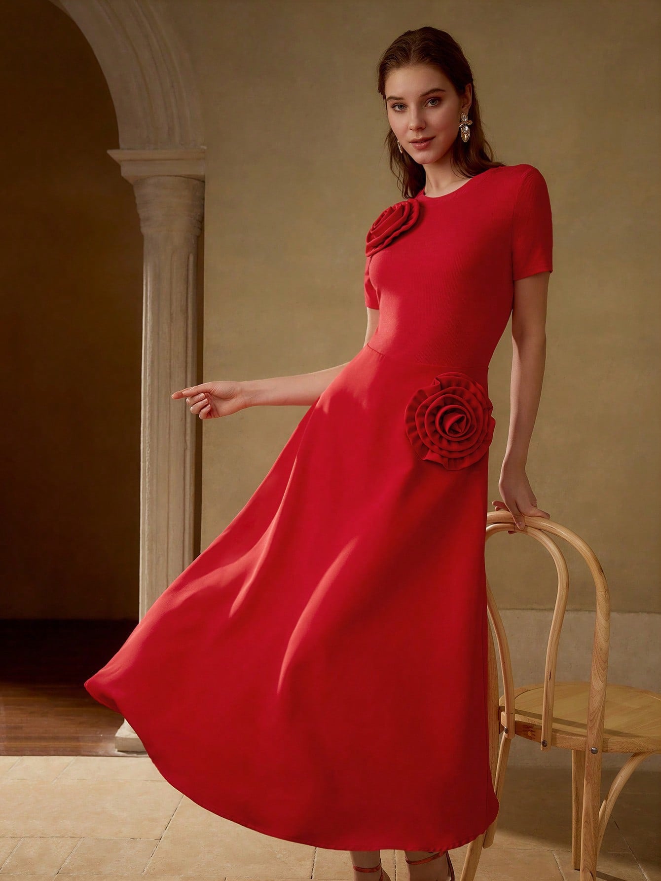 MOTF Premium Vestido Fluido con Aplicaciones Florales