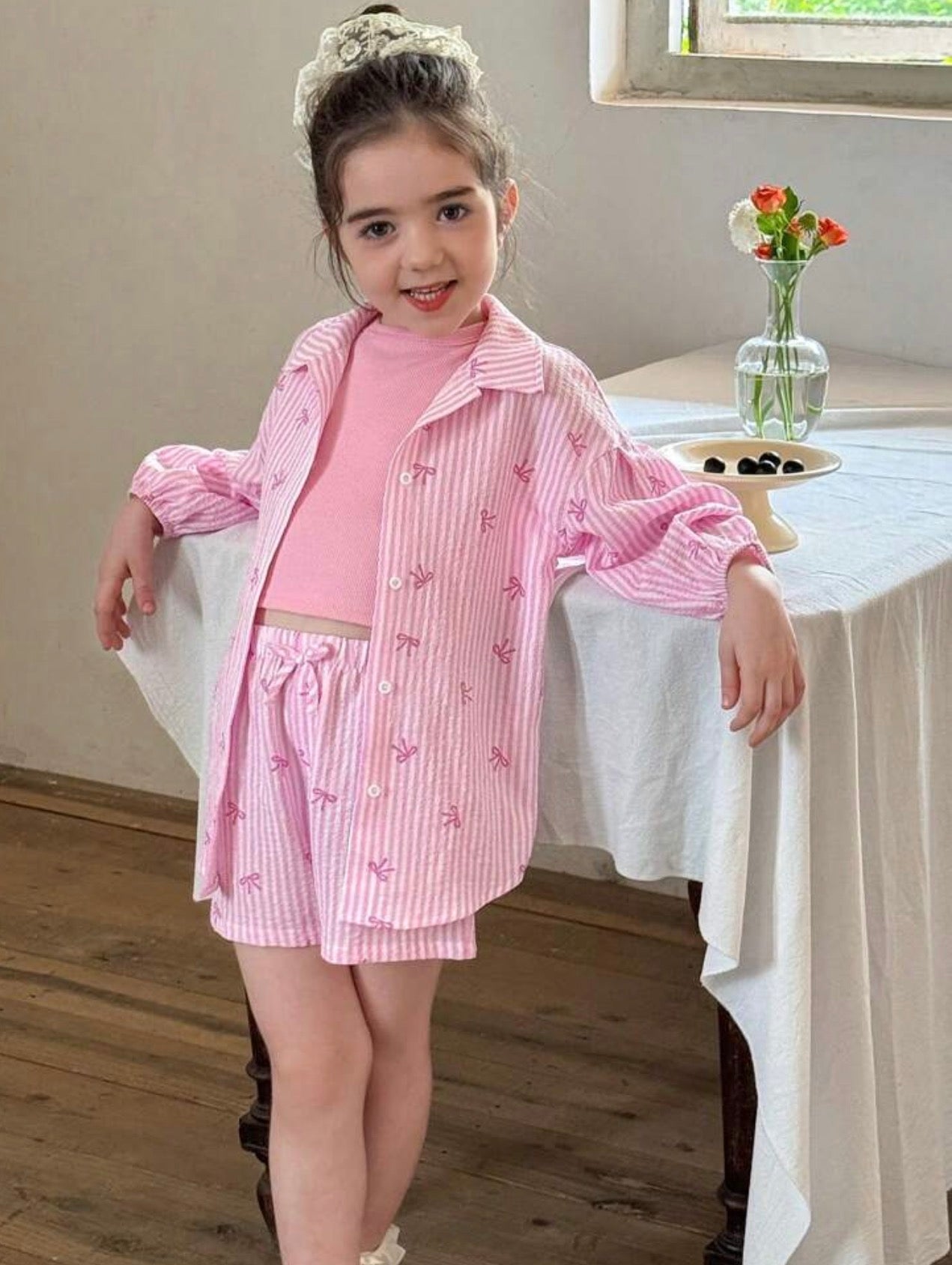 Conjunto 3 Piezas Rayas Rosa con Lazos: Camisa + Camisola + Shorts para Niña