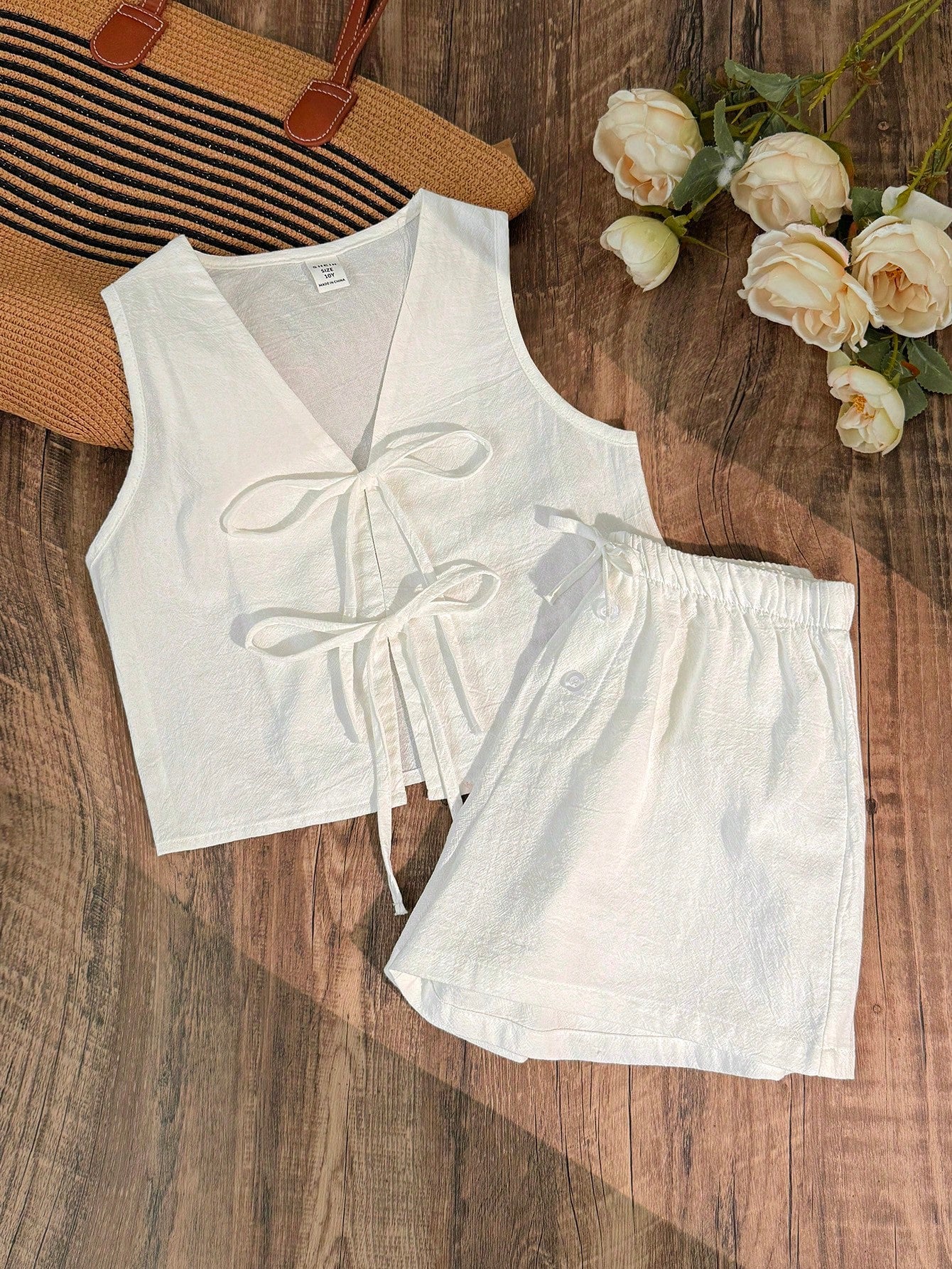 SHEIN LMoss Kids Conjunto 2 Piezas Top Sin Mangas con Lazo y Shorts Blanco Niña