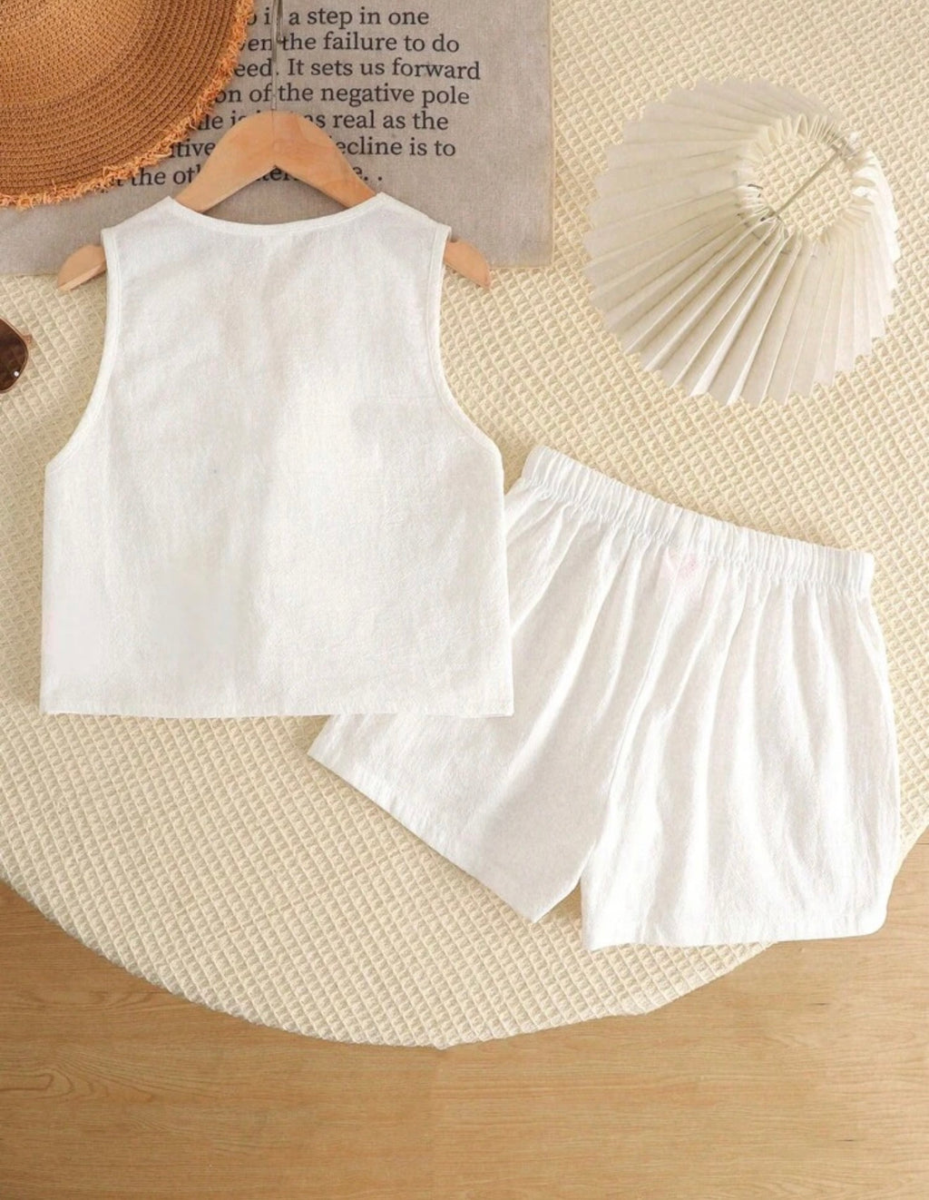 SHEIN LMoss Kids Conjunto 2 Piezas Top Sin Mangas con Lazo y Shorts Blanco Niña
