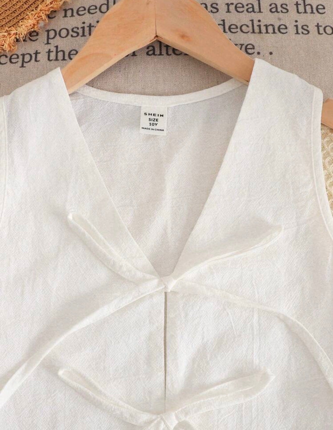 SHEIN LMoss Kids Conjunto 2 Piezas Top Sin Mangas con Lazo y Shorts Blanco Niña