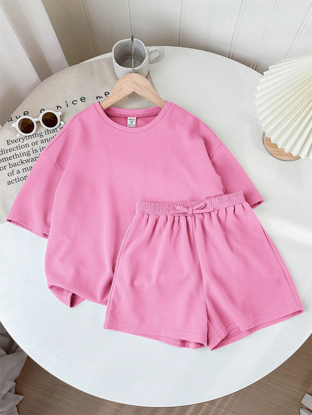 SHEIN LMoss Kids Conjunto Informal 2 Piezas Blusa Manga Corta y Shorts Rosa Niña
