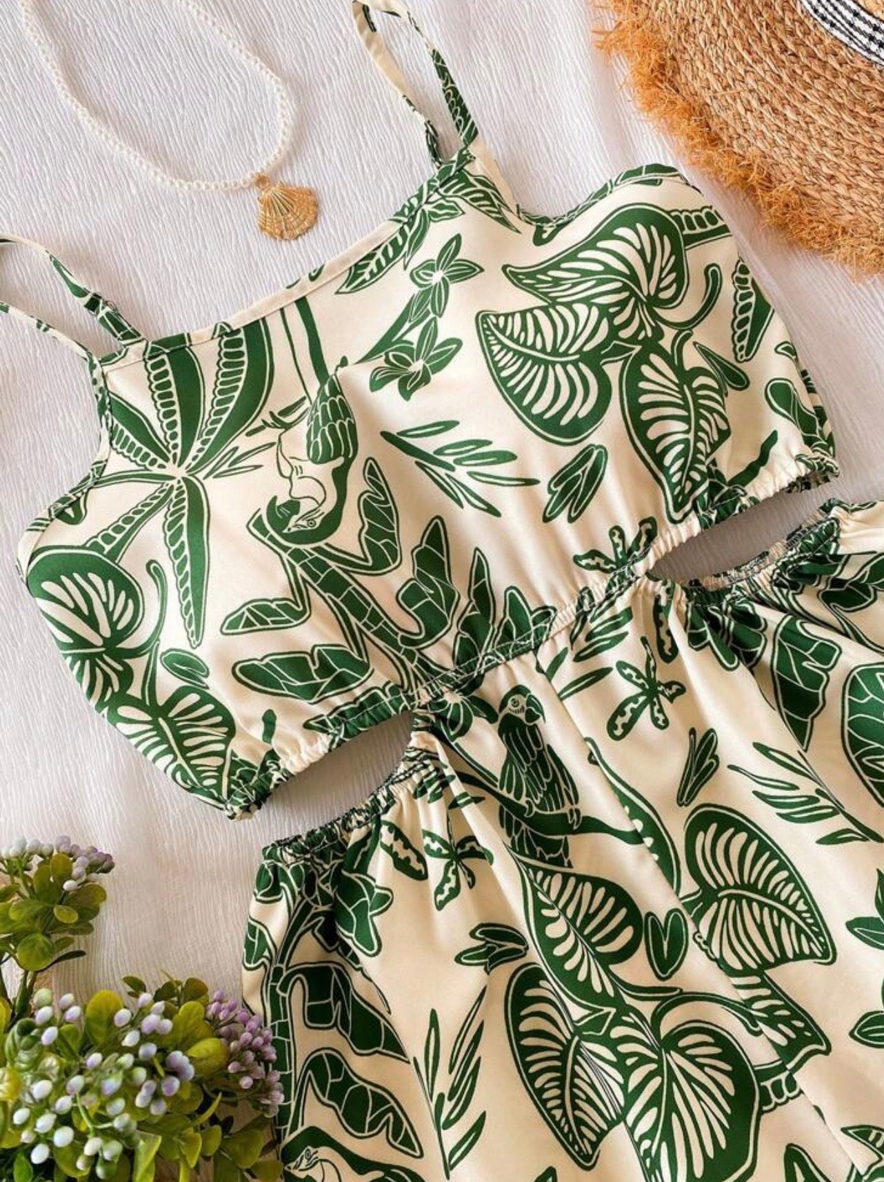 Conjunto Tropical Top y Short Estampado Hojas Niña
