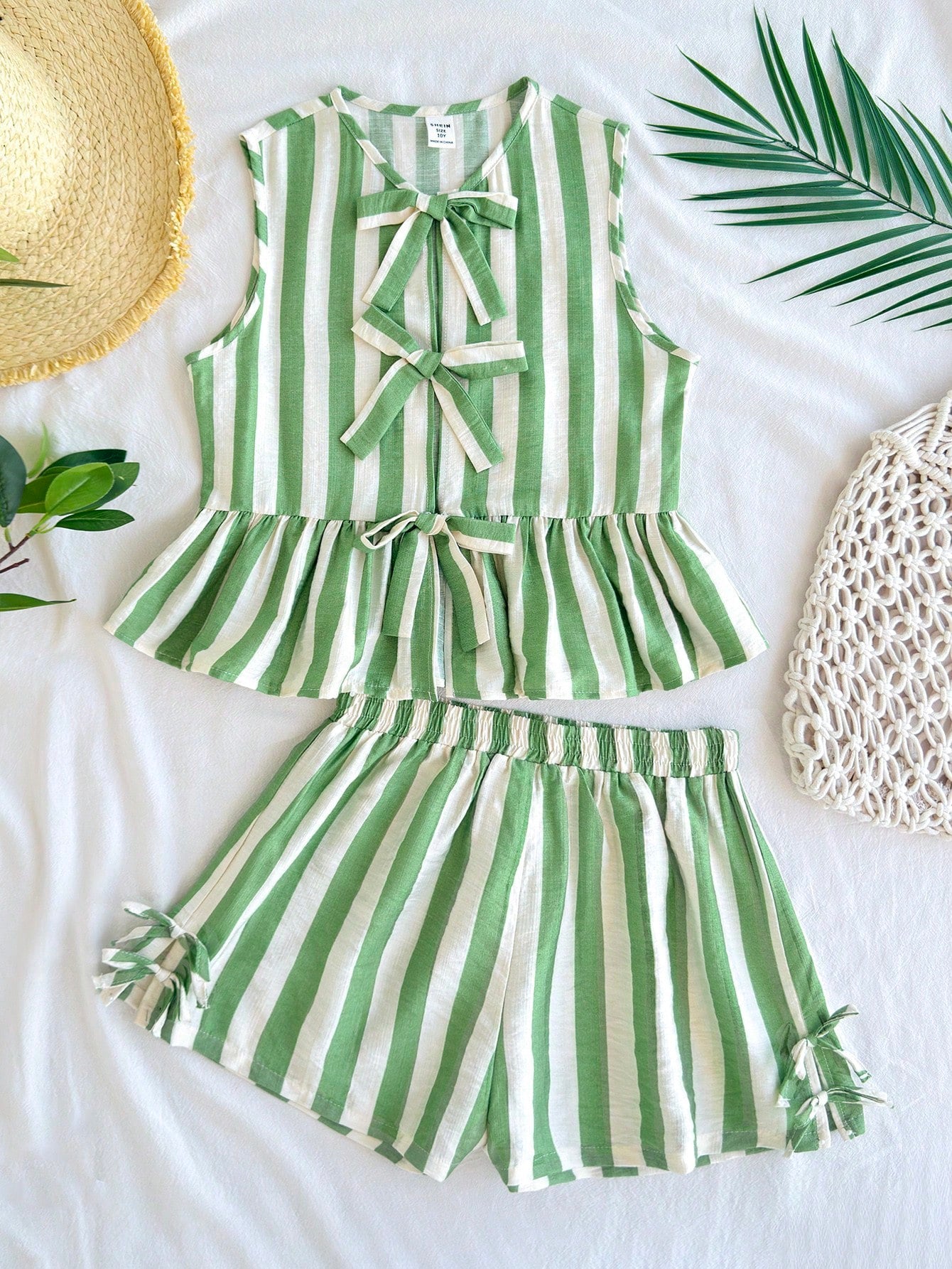 Conjunto 2 Piezas Top con Moño y Short a Rayas Verde Niña
