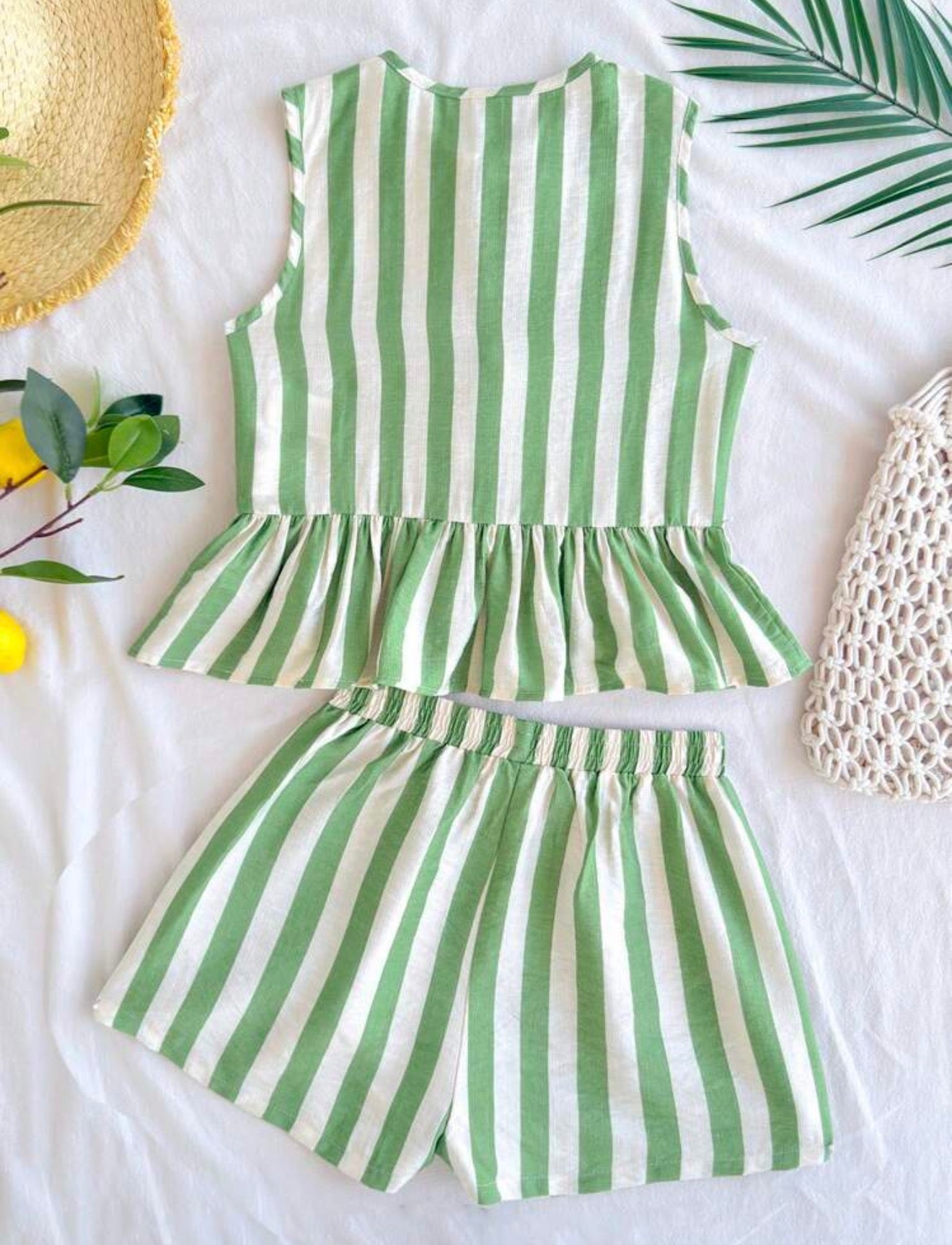 Conjunto 2 Piezas Top con Moño y Short a Rayas Verde Niña