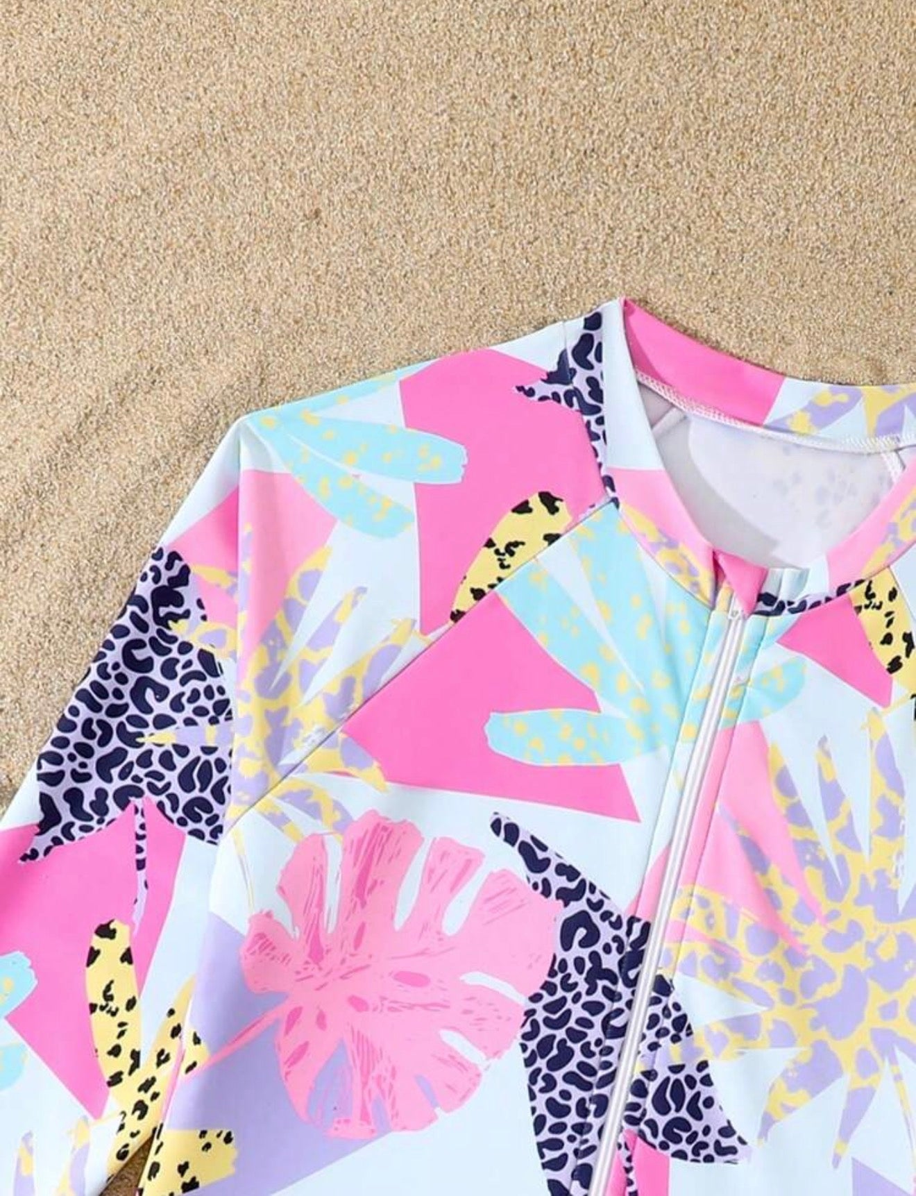 Traje de Baño Una Pieza Estampado Hojas y Leopardo Manga Larga Niña
