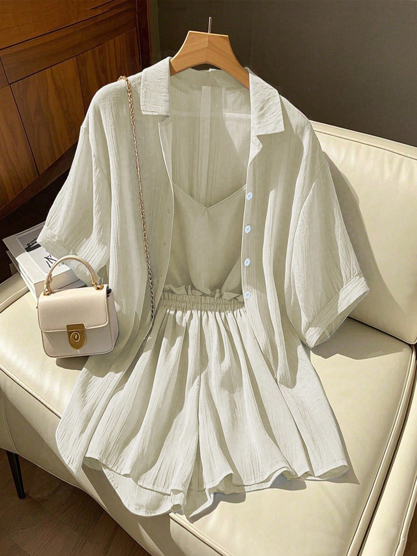 Breezaya Set 3 Piezas de Verano para Mujer – Camisa Texturizada, Chaleco y Shorts
