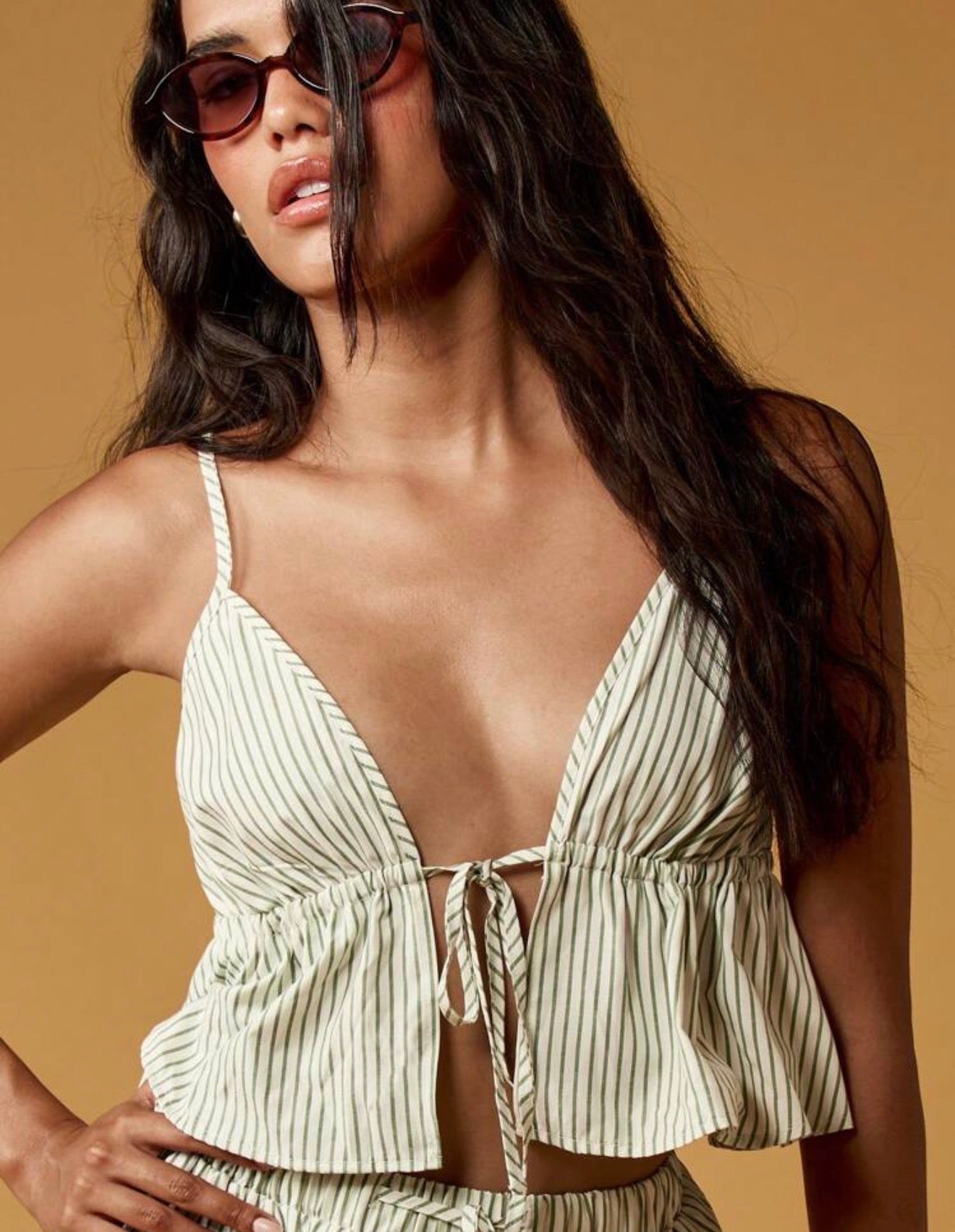 MISSGUIDED Conjunto Rayas Top Volantes + Pantalón Palazzo