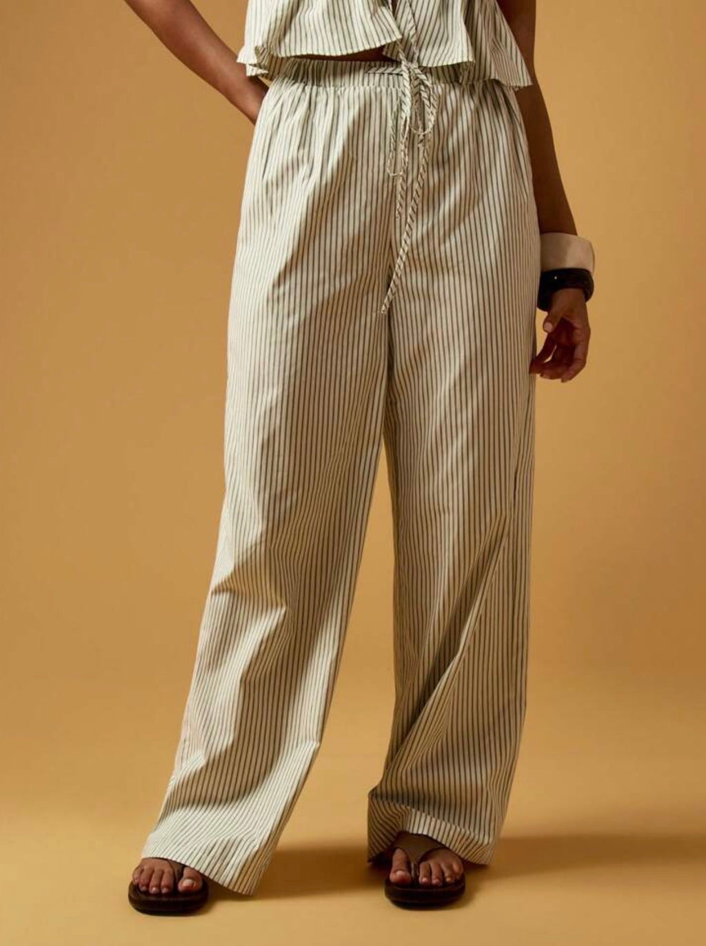 MISSGUIDED Conjunto Rayas Top Volantes + Pantalón Palazzo