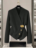 Suéter cardigan negro asimétrico con botones metálicos - vista frontal
