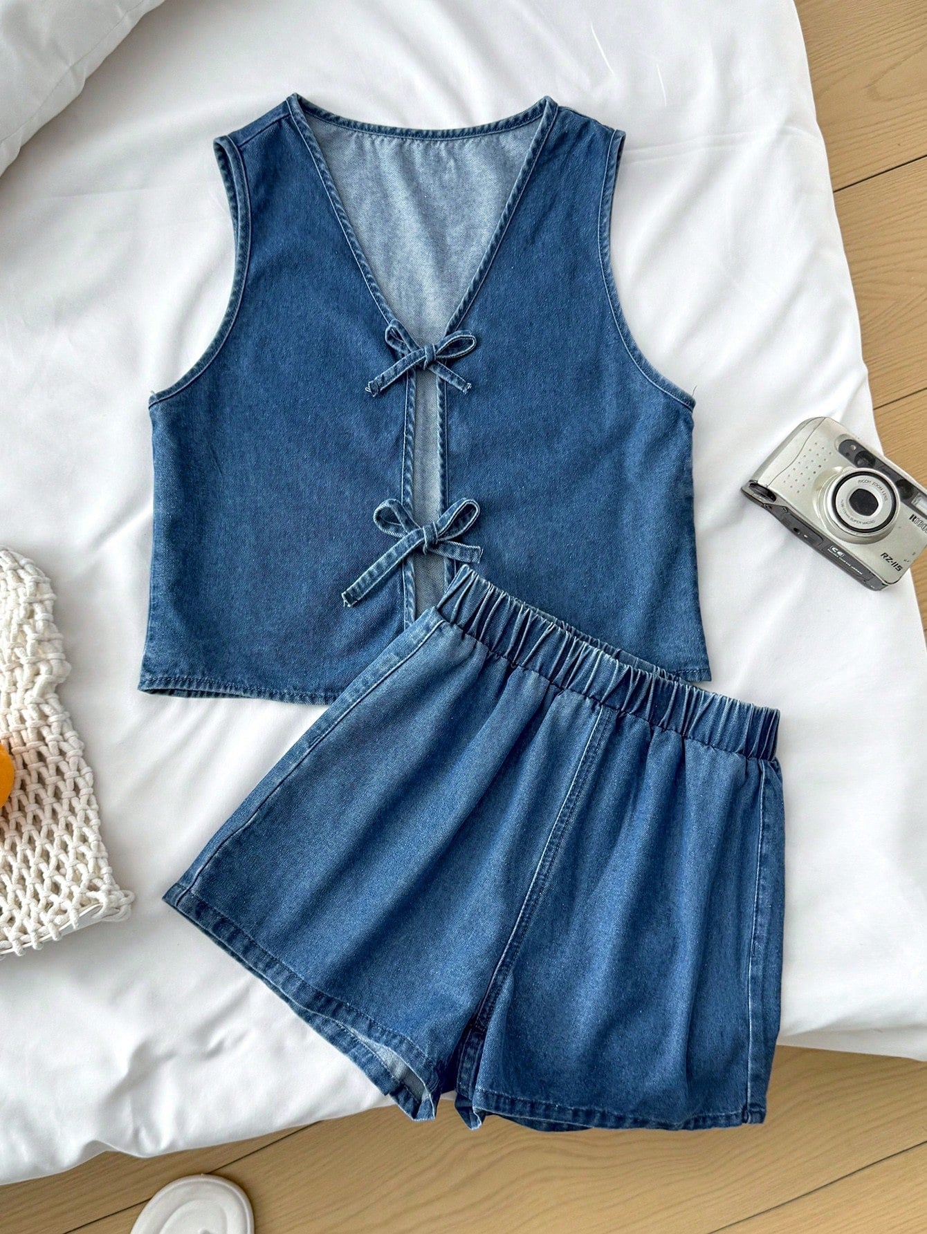Conjunto vaquero chaleco y short - vista frontal