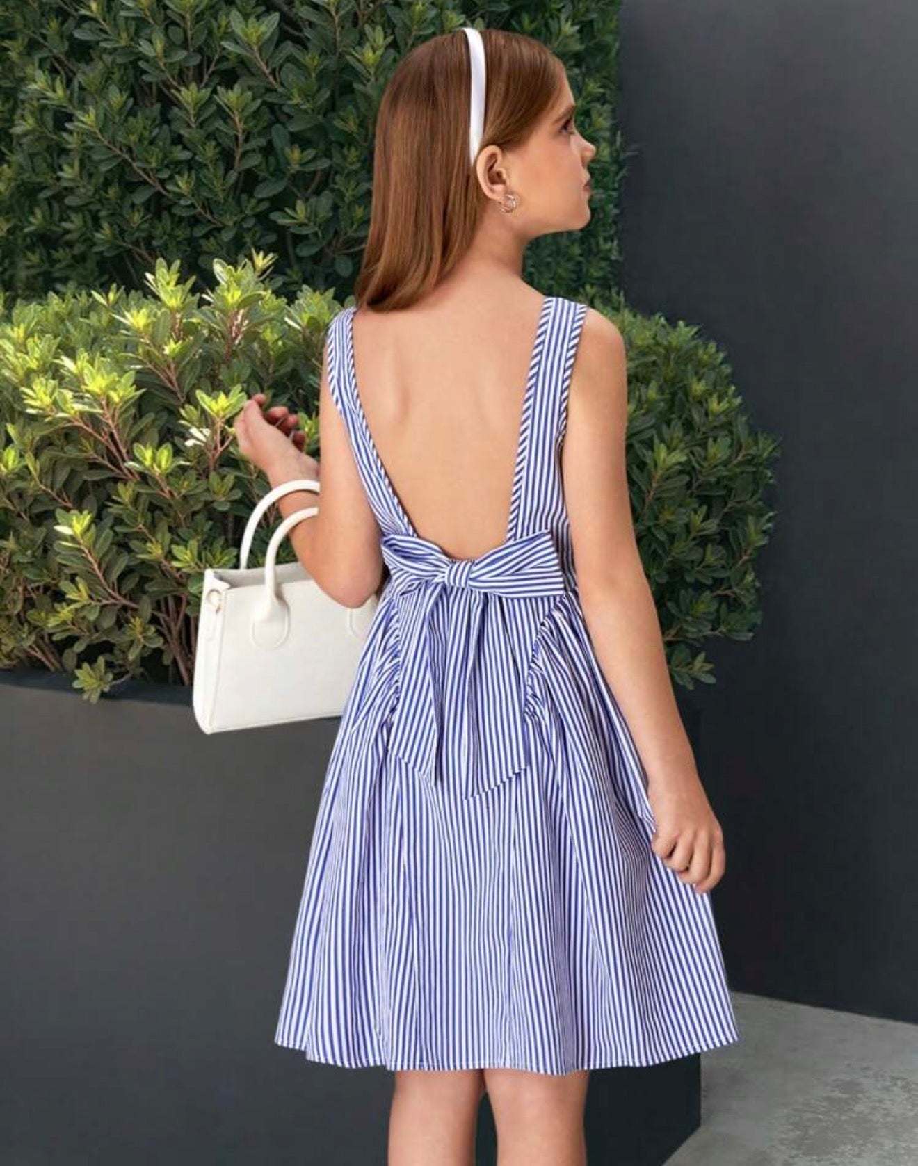 Vestido mini a rayas azul - vista frontal