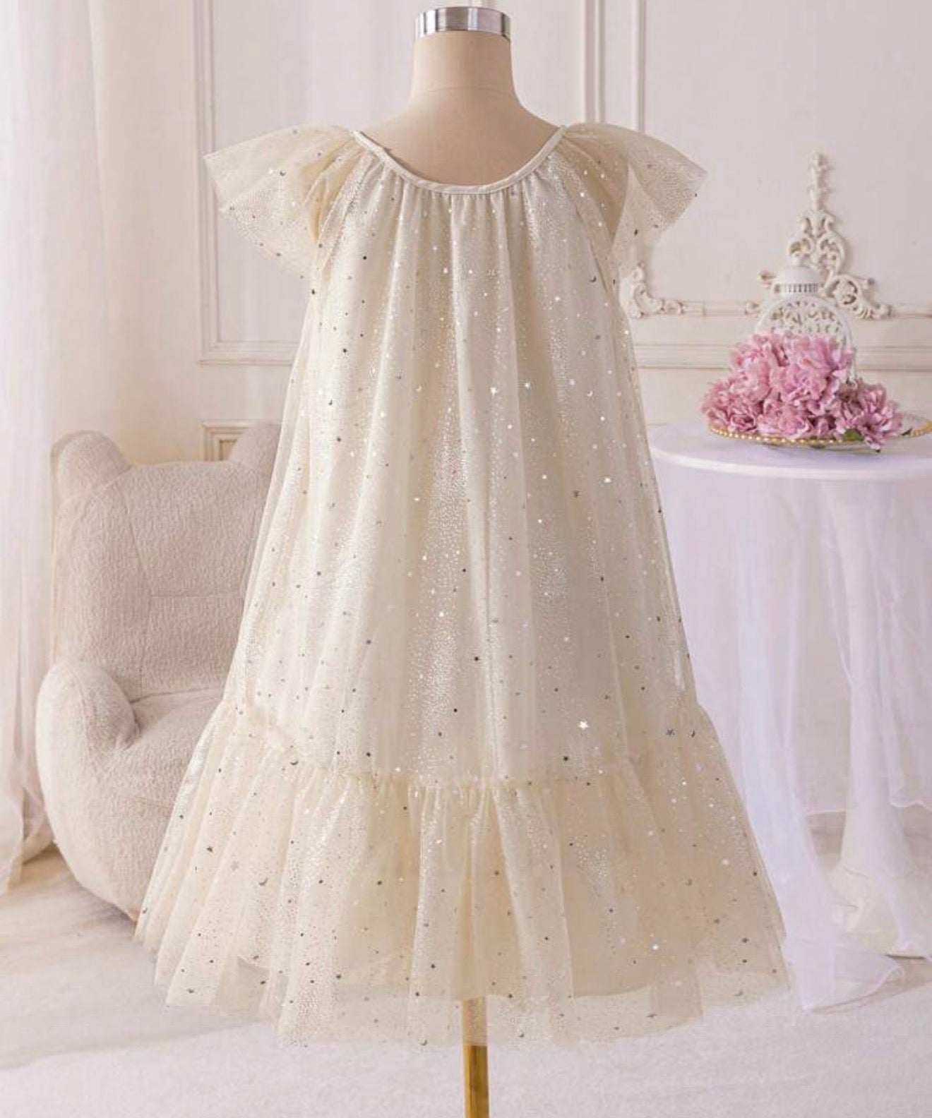 Vestido princesa tul estrellas - vista trasera en maniquí