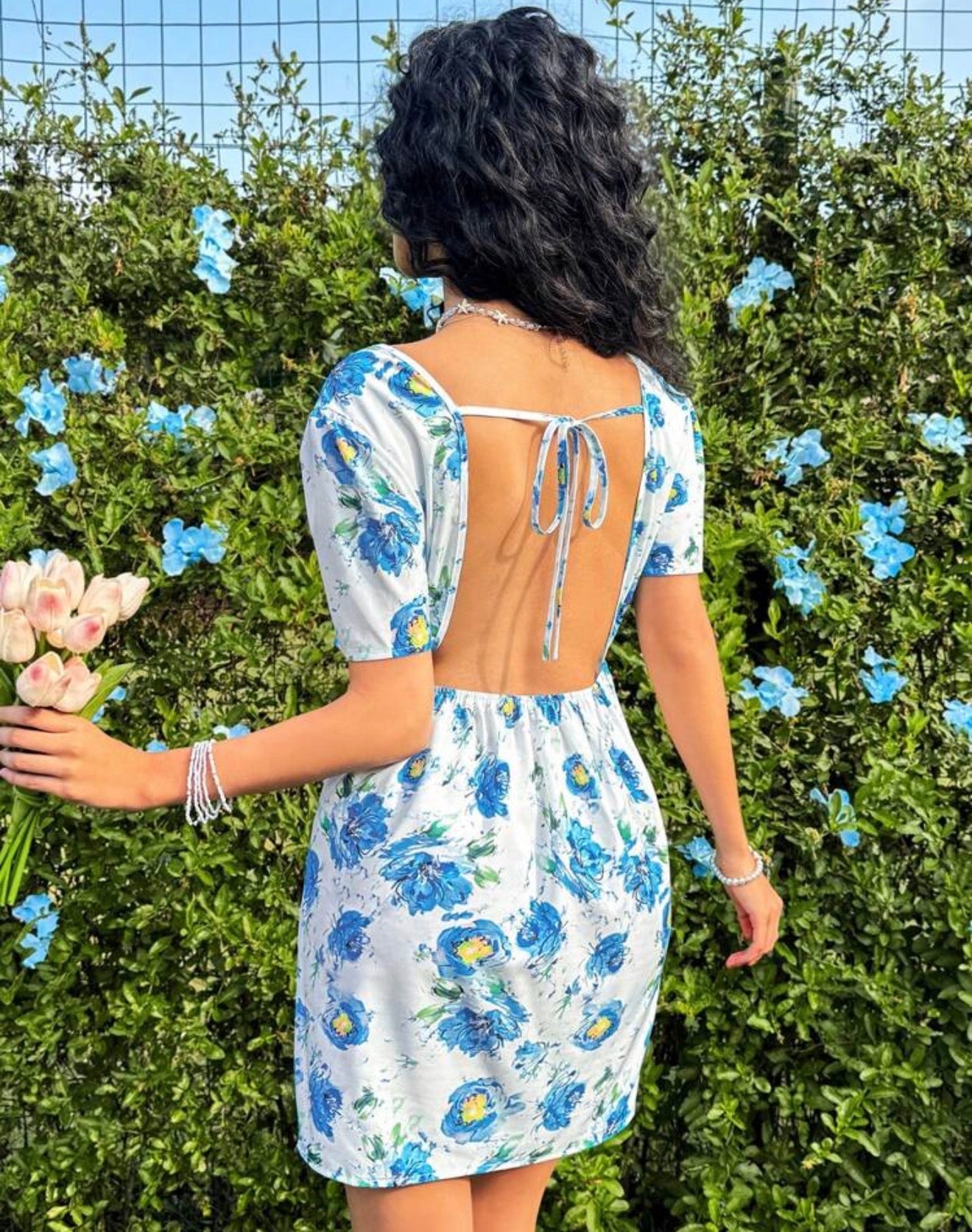 Soleia Vestido Floral - Vista trasera espalda abierta
